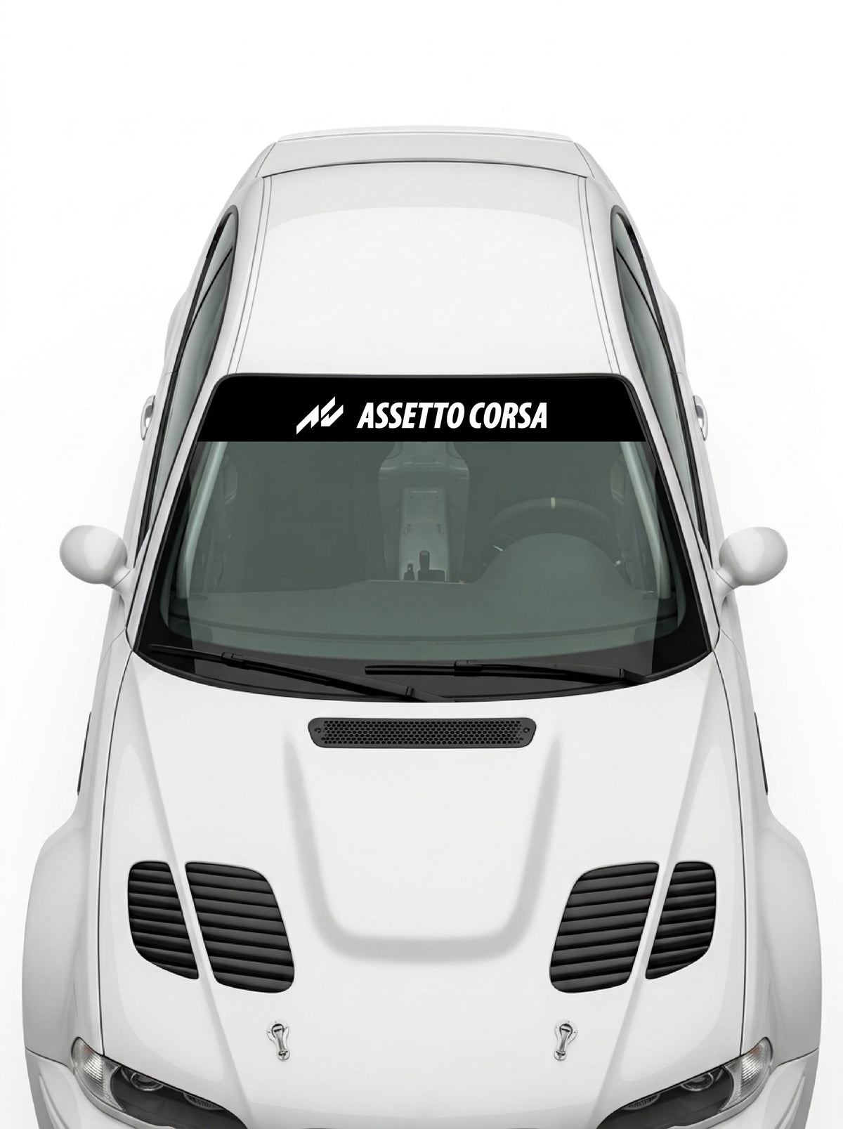 Coche con el parasol de vinilo Assetto Corsa negro con el lettering ASSETTO CORSA en blanco instalado en el parabrisas