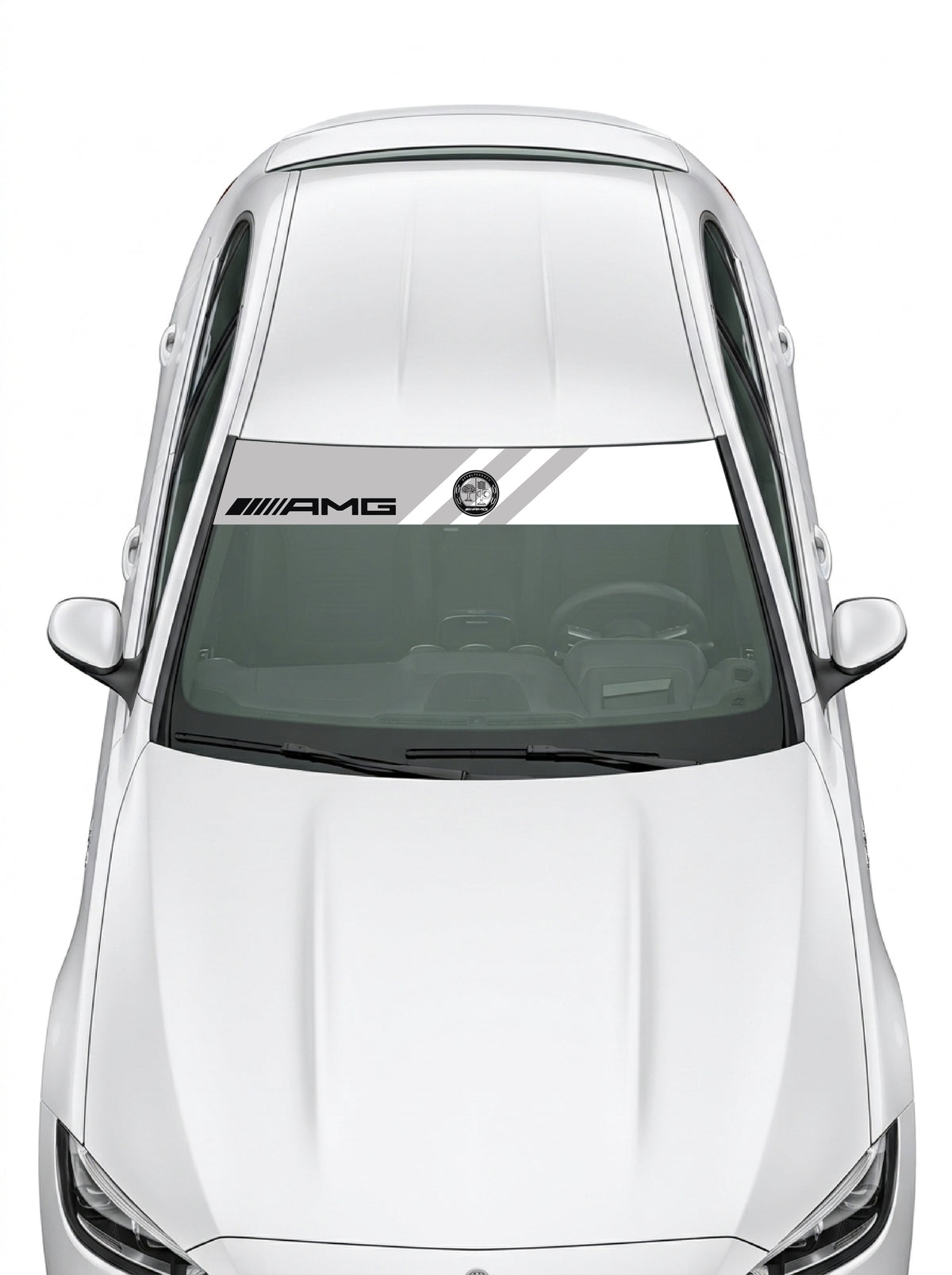 Coche con el parasol de vinilo Mercedes-AMG blanco con el lettering AMG y el escudo de Affalterbach instalado en el parabrisas