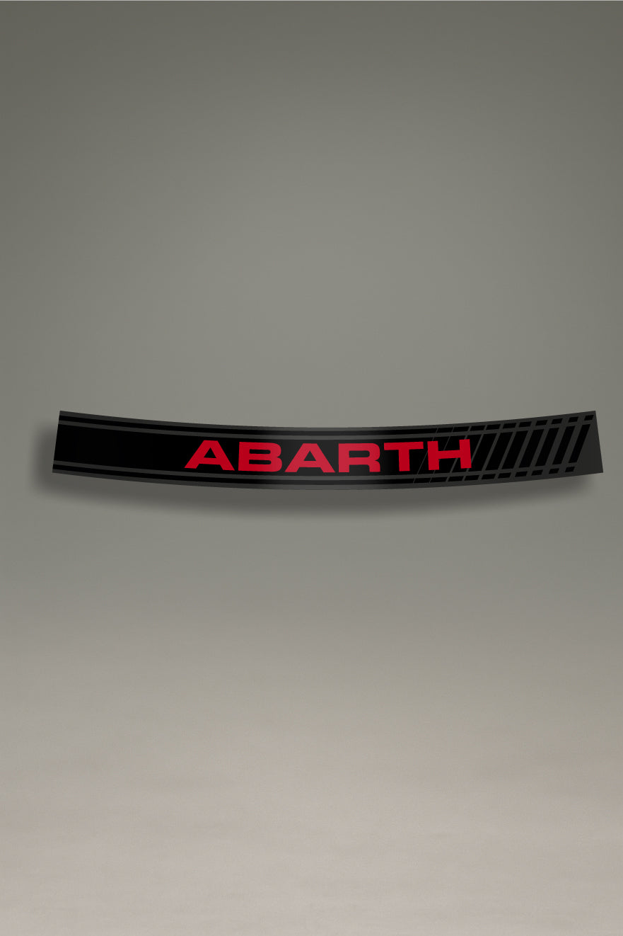 Parasol de vinilo negro con franjas laterales y el logo 'Abarth' en rojo. Un accesorio de estilo racing de MOA-Grafics para personalizar y proteger el parabrisas de vehículos Fiat.