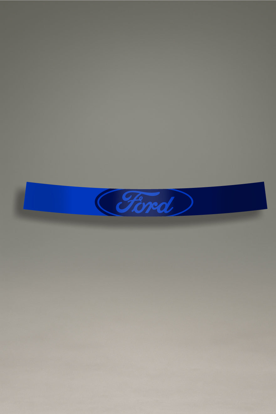 Parasol de vinilo con degradado azul y el logotipo oval de Ford. Un accesorio de diseño moderno de MOA-Grafics para proteger tu coche del sol.