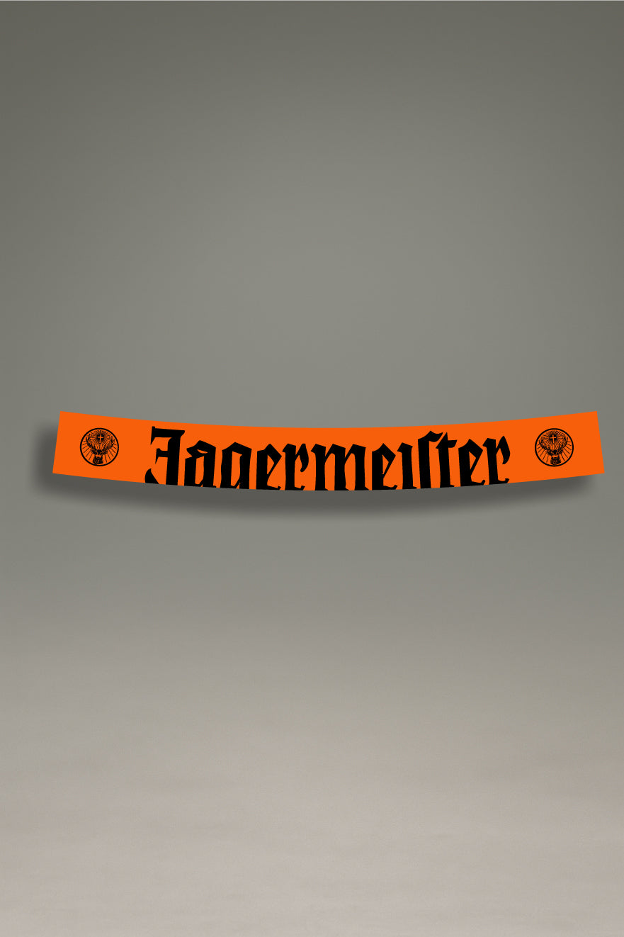 Parasol de vinilo naranja con el logotipo clásico de Jägermeister y el escudo en negro. Un accesorio de MOA-Grafics para proteger tu coche del sol con un diseño de motorsport.