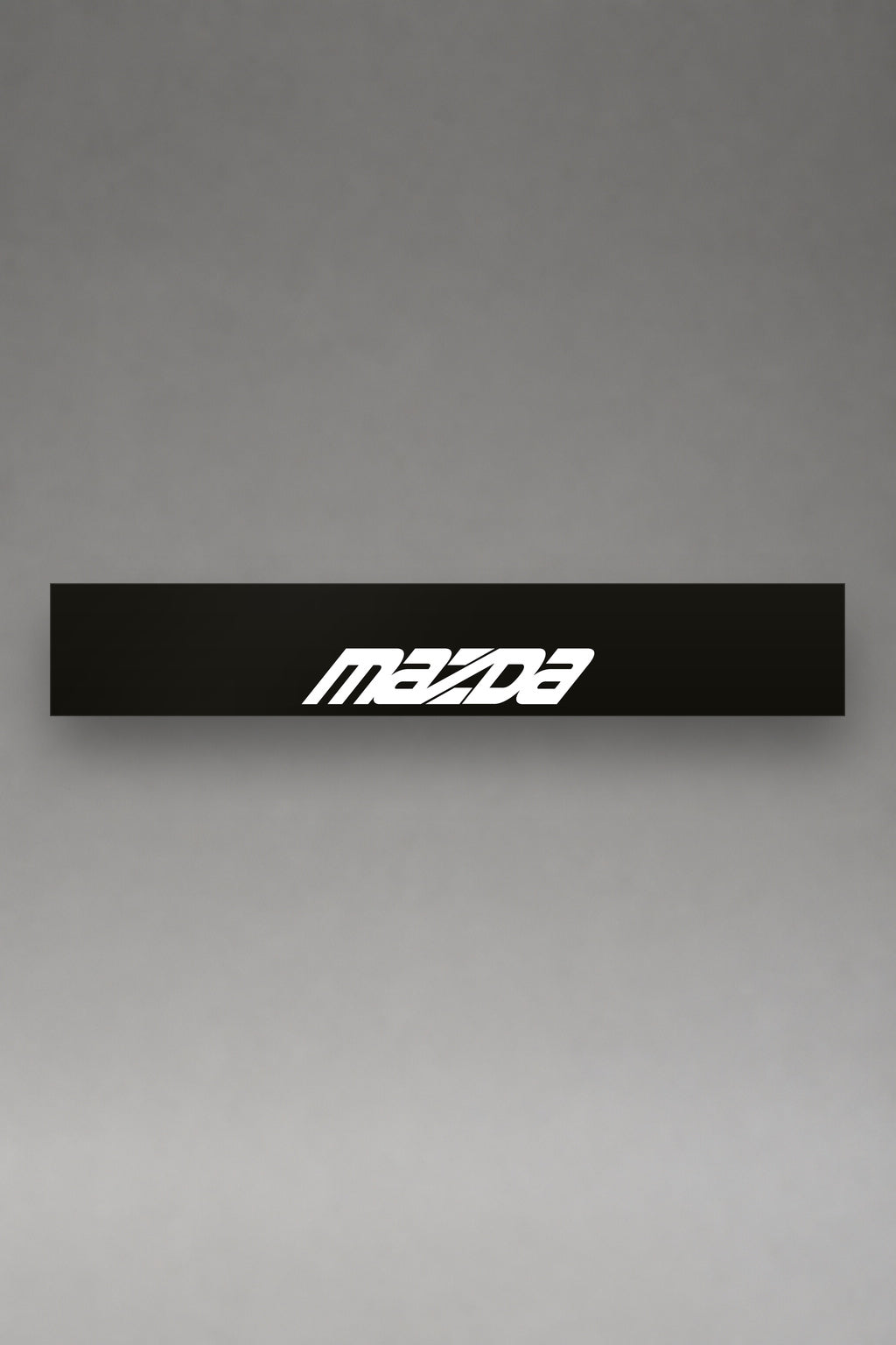 Parasol de vinilo Mazda · Logo Racing Estilizado, la tira entera de 150 x 25 cm vista de frente, de MOA-Grafics.