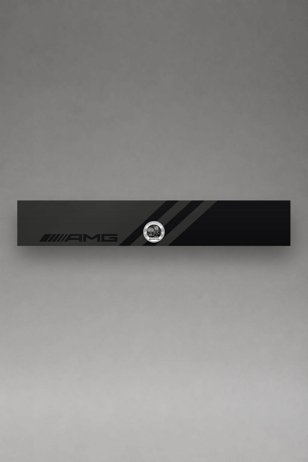 Parasol de vinilo Mercedes-AMG · Logo Escudo Affalterbach, la tira entera de 150 x 25 cm vista de frente, de MOA-Grafics.