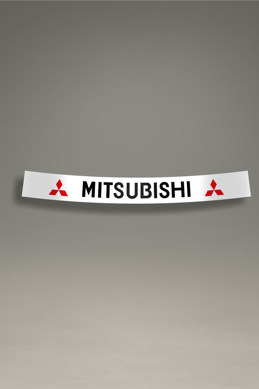 Parasol de vinilo blanco con el logotipo oficial de Mitsubishi en negro y rojo. Un accesorio de MOA-Grafics para personalizar y proteger vehículos con un estilo JDM.