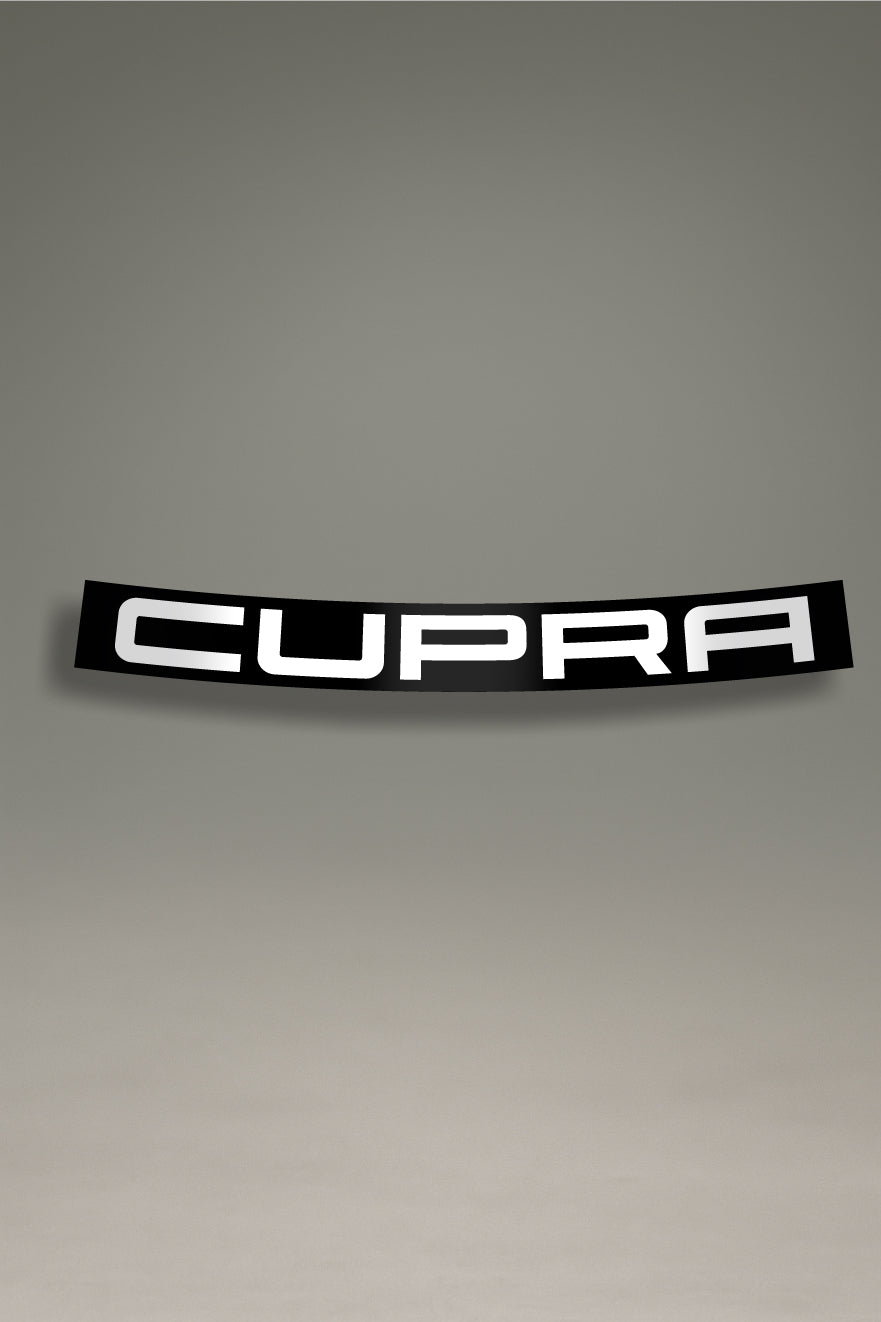 Parasol negro para parabrisas con el logo Cupra en blanco, una pieza de estilo racing para la personalización y tuning de MOA-Grafics.