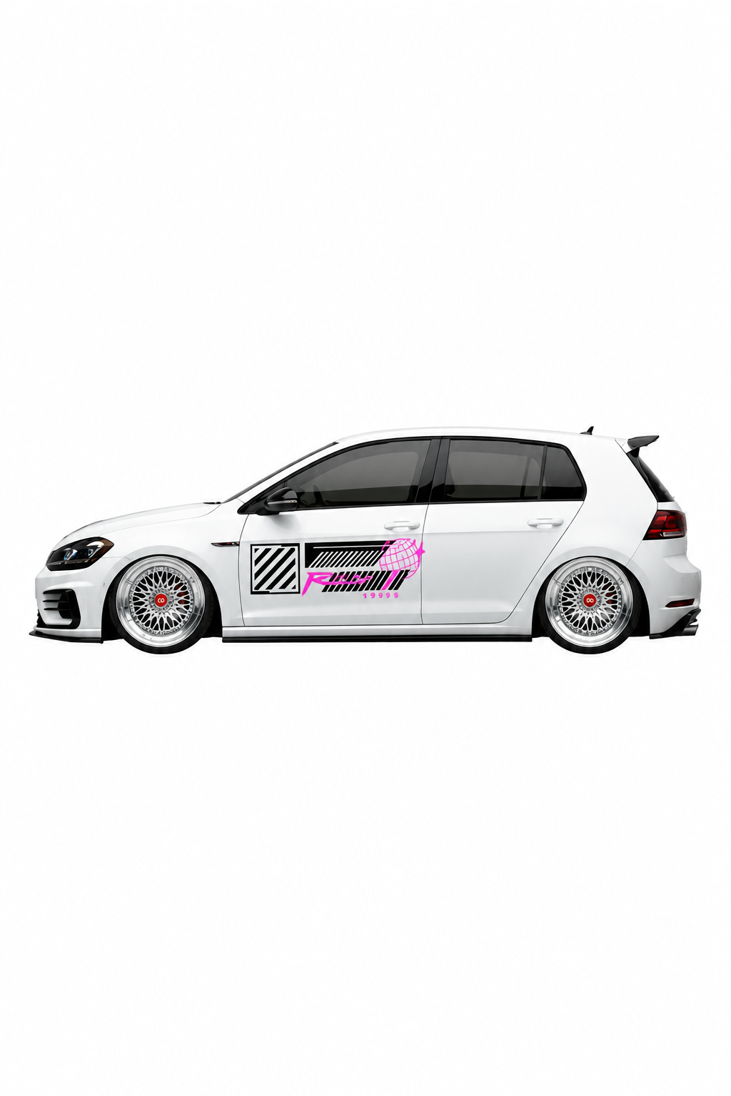 Coche con kit de vinilo Racing Style aplicado en el lateral. Diseño de librea deportiva universal con gráficos dinámicos para carreras.