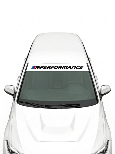Parasol de vinilo BMW M Performance blanco con el lettering MPerformance en negro, instalado en el parabrisas de un coche blanco