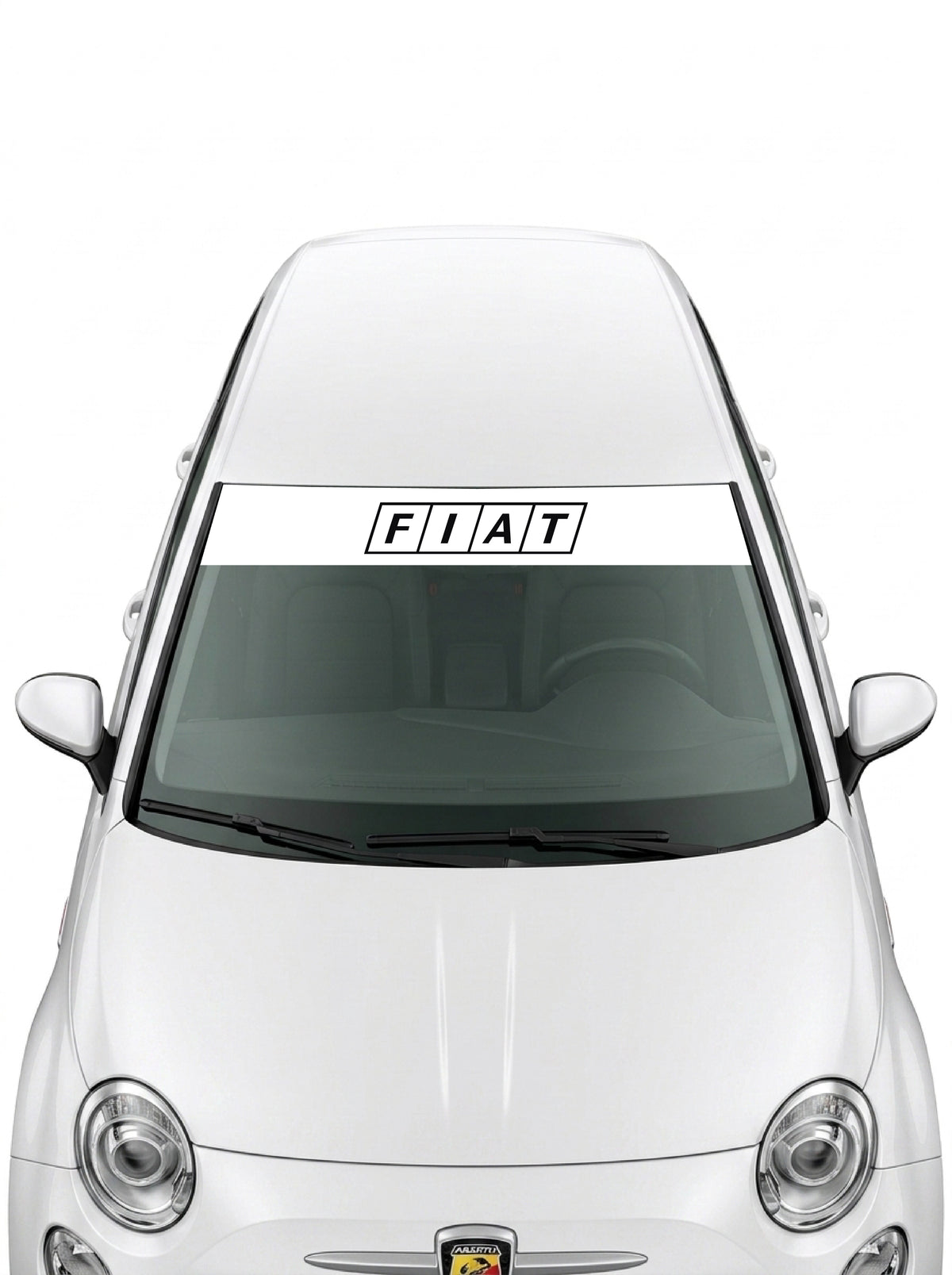 Parasol de vinilo Fiat blanco con las letras F I A T en cajas negras, instalado en el parabrisas de un Fiat 500 blanco