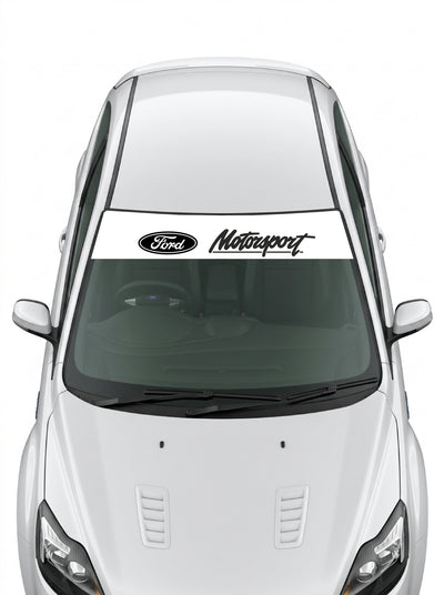 Parasol de vinilo Ford Motorsport blanco con el ovalo y el lettering en negro, instalado en el parabrisas de un Ford blanco