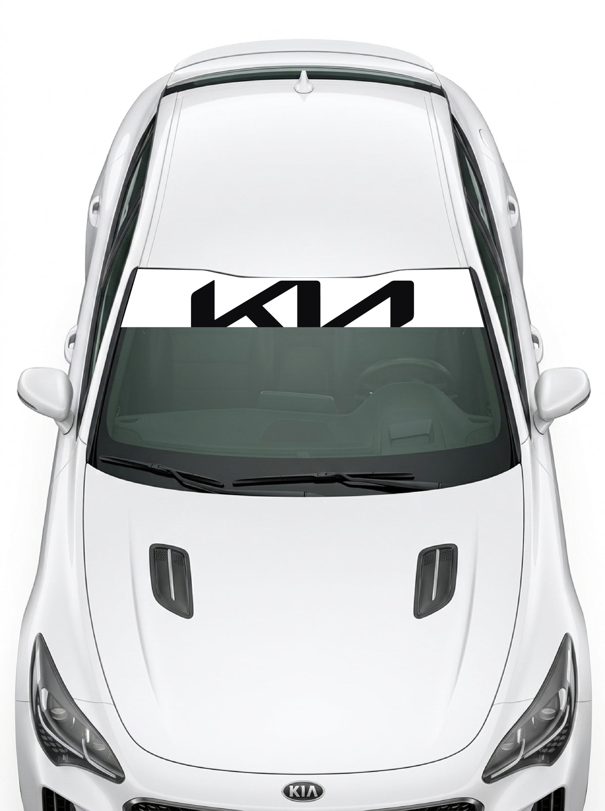 Coche con el parasol de vinilo Kia blanco con el logo KIA grande en negro instalado en el parabrisas