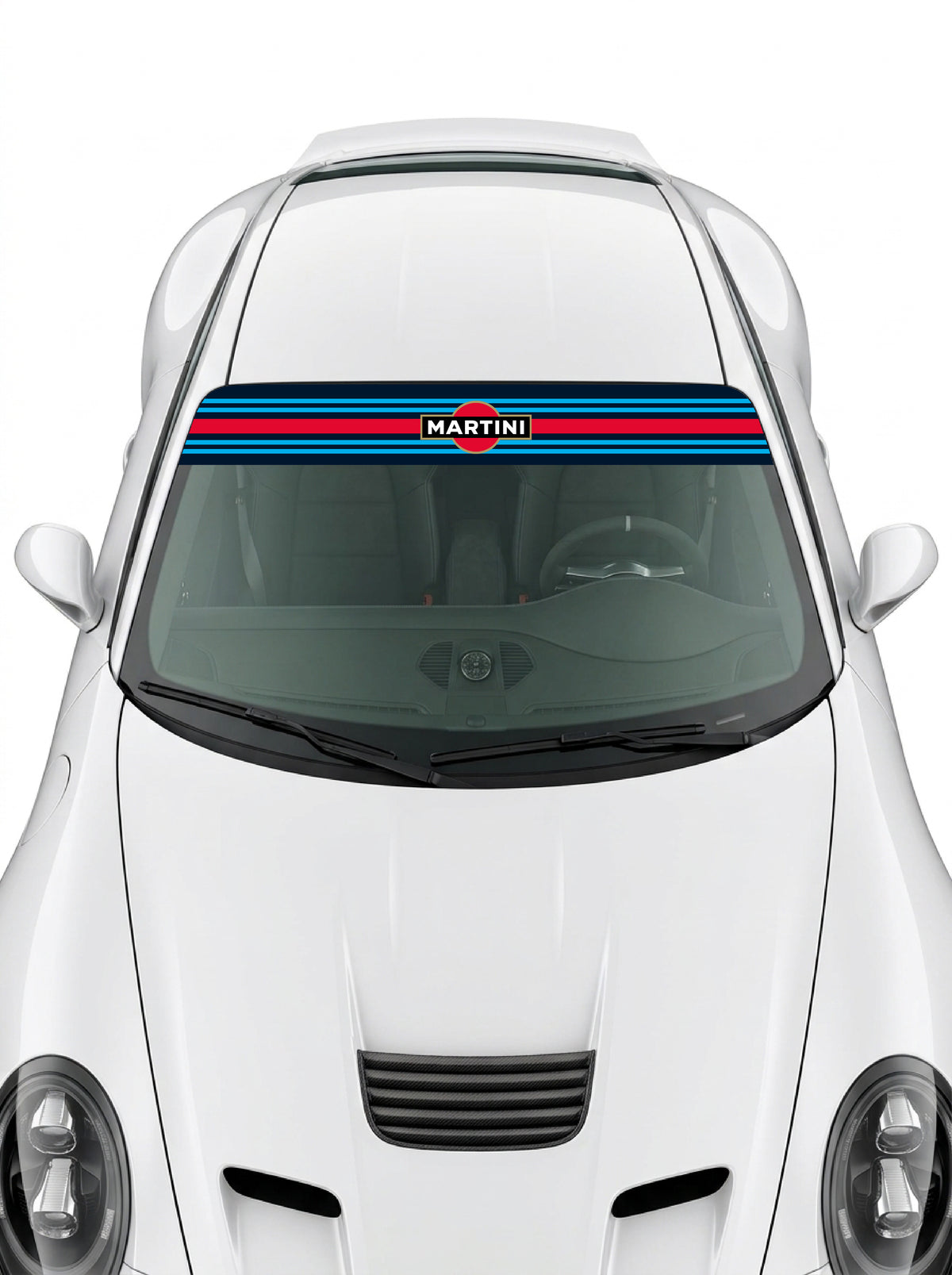 Coche con el parasol de vinilo Martini Racing azul marino con las franjas rectas y el sello circular de marco dorado en el centro instalado en el parabrisas