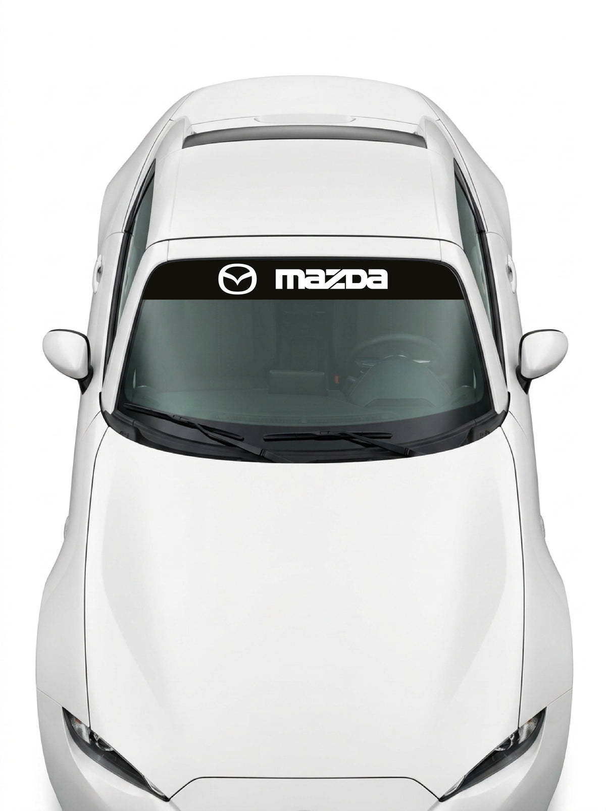 Coche con el parasol de vinilo Mazda negro con el emblema oval y el lettering MAZDA en blanco instalado en el parabrisas