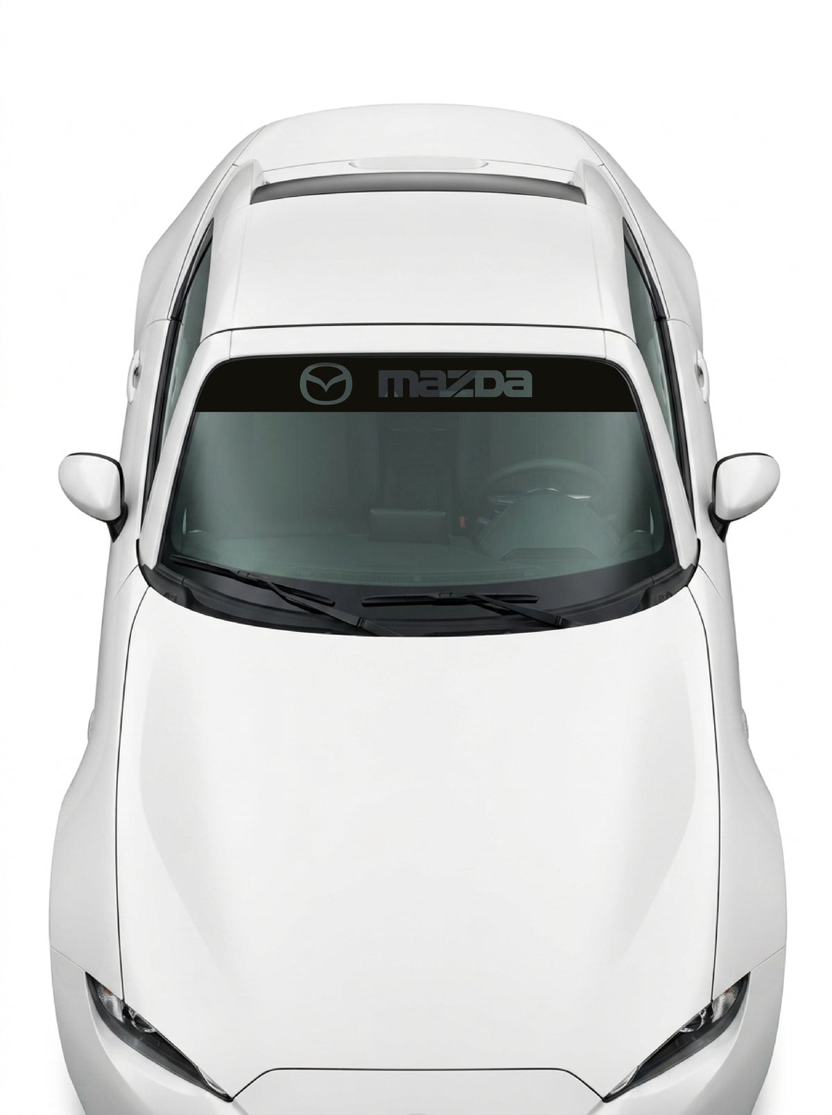 Coche con el parasol de vinilo Mazda transparente con el emblema oval y el lettering MAZDA recortados instalado en el parabrisas