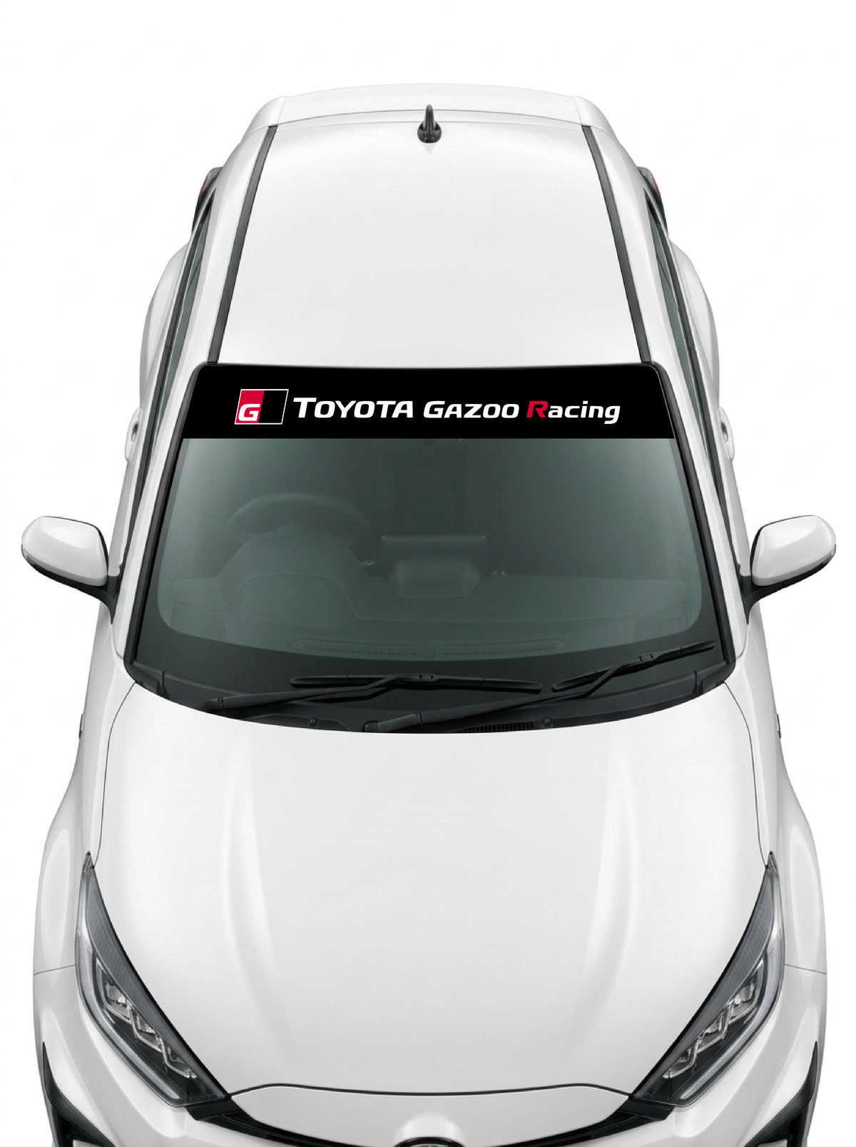 Coche con el parasol de vinilo Toyota negro con el emblema GR y el lettering Toyota Gazoo Racing en blanco instalado en el parabrisas