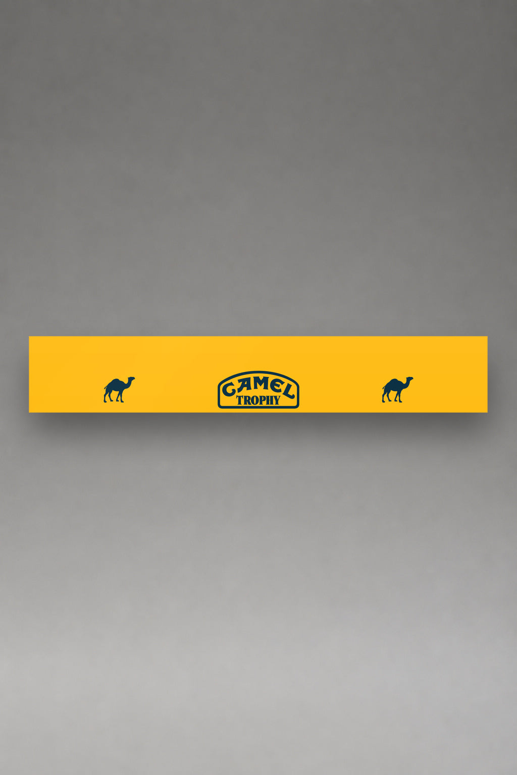Parasol de vinilo Camel Trophy · Edición Aventura, la tira entera de 150 x 25 cm vista de frente, de MOA-Grafics.