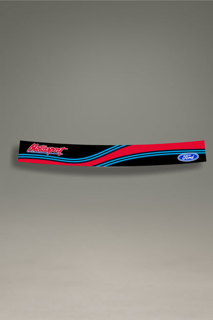 Parasol de vinilo negro con el logotipo Ford Motorsport y franjas estilo Martini Racing. Accesorio de MOA-Grafics para dar un toque de rally clásico a tu coche y protegerlo de los rayos UV.