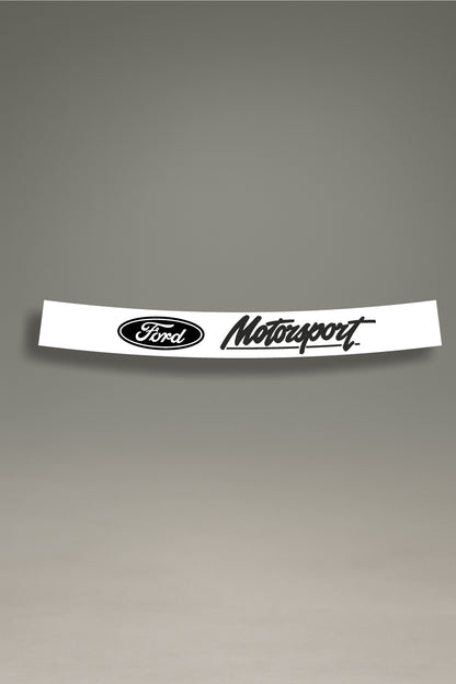 Parasol de vinilo blanco con el logotipo monocromático de Ford Motorsport en negro. Un accesorio minimalista de MOA-Grafics para personalizar vehículos Ford con un estilo de competición.