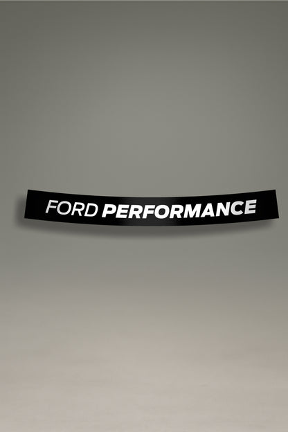 Parasol de vinilo negro con el logotipo de Ford Performance en blanco. Un accesorio de estilo minimalista de MOA-Grafics para personalizar y proteger el parabrisas de tu coche.