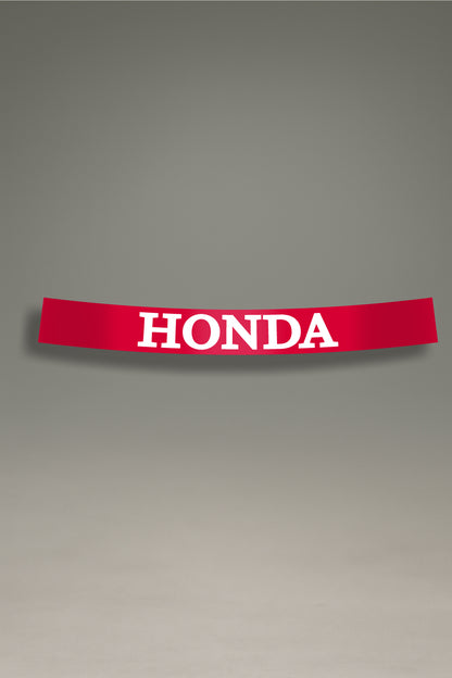 Parasol de vinilo rojo para coche con el logotipo moderno de Honda en blanco. Accesorio de MOA-Grafics para personalizar vehículos Honda con un estilo JDM.