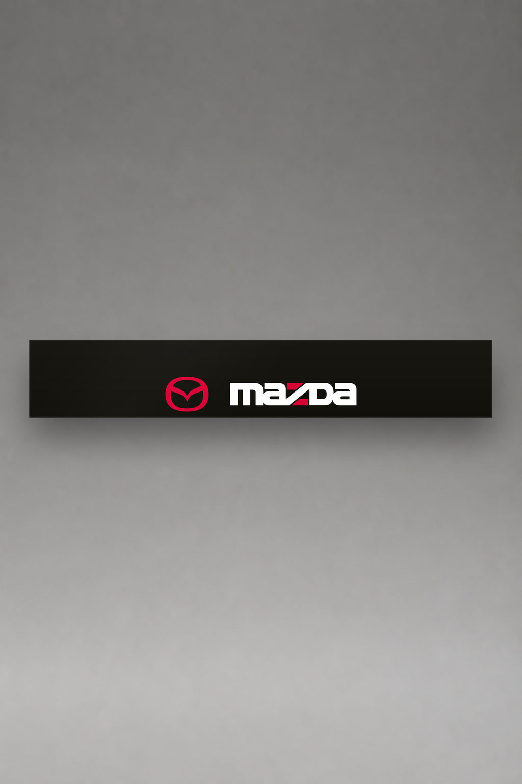 Parasol de vinilo Mazda · Logo Oval Oficial Tricolor, la tira entera de 150 x 25 cm vista de frente, de MOA-Grafics.