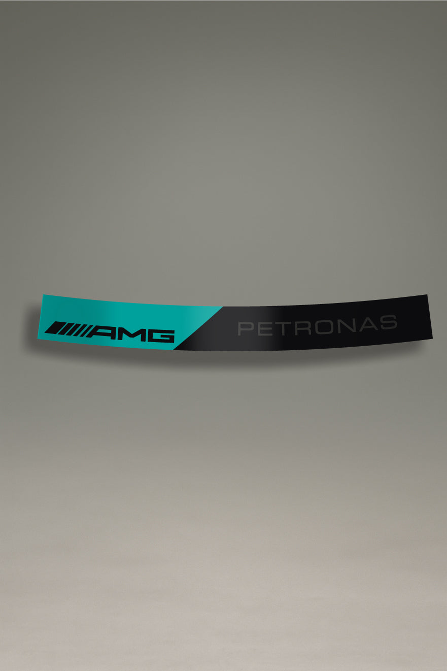 Parasol de vinilo con diseño de Mercedes-AMG Petronas F1 en azul turquesa y negro. Un accesorio de MOA-Grafics para personalizar tu coche con un estilo de Fórmula 1.