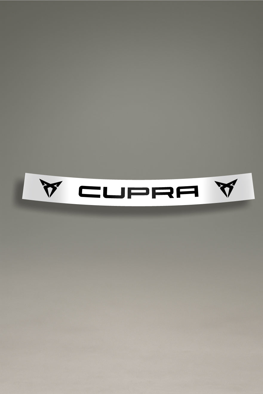 Vinilo parasol blanco para parabrisas con el logo tribal de Cupra en negro, un accesorio de estilo racing para tuning de coches de MOA-Grafics.