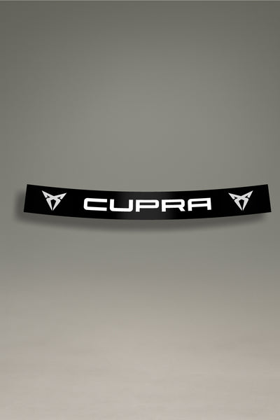 Parasol negro para parabrisas con el logo tribal de Cupra en blanco, un diseño de estilo racing para personalización de coches de MOA-Grafics.