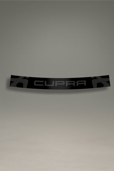 Parasol negro para parabrisas con logos de Cupra en gris, un accesorio de estilo racing para la personalización y tuning de MOA-Grafics.
