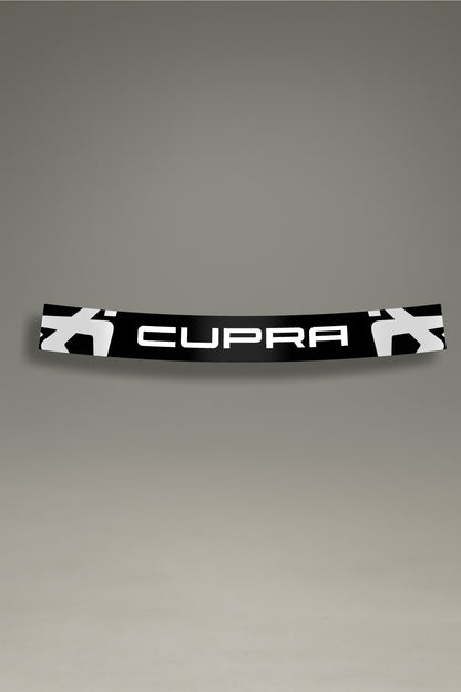 Parasol negro para parabrisas con logos de Cupra en blanco, un accesorio de estilo racing para personalización de coches de MOA-Grafics.v