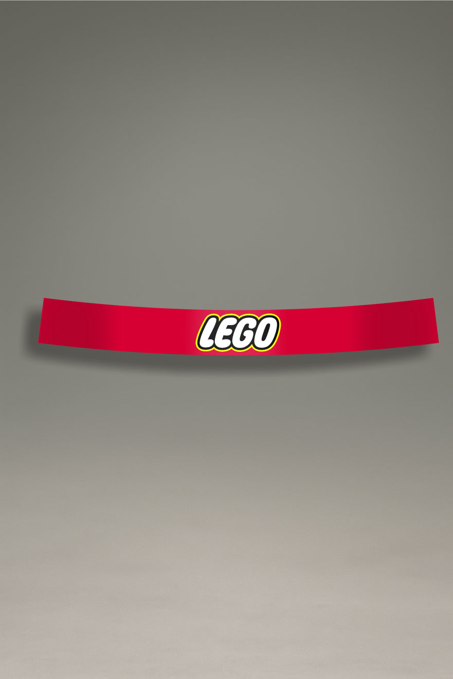 Parasol rojo para parabrisas con el logo clásico de LEGO, estilo retro para personalización y tuning de MOA-Grafics.