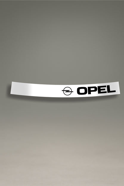 Vinilo parasol blanco para parabrisas con el logo retro de Opel en negro, un accesorio de estilo clásico para tuning de coches de MOA-Grafics.
