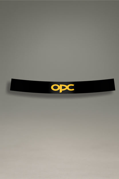 Vinilo parasol negro para parabrisas con el logo OPC de Opel en amarillo, un diseño de estilo racing para tuning de coches de MOA-Grafics.