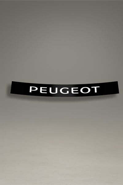 Parasol negro para parabrisas con el logo de Peugeot en blanco, un accesorio de estilo racing para personalización de coches de MOA-Grafics.