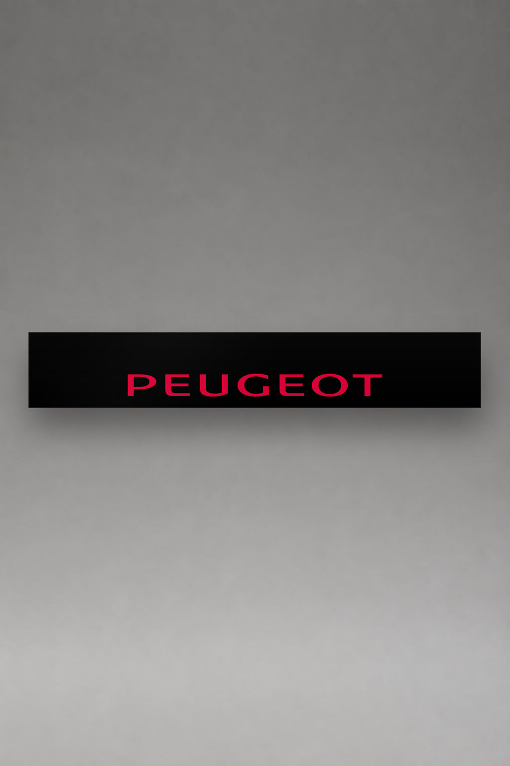 Parasol de vinilo Peugeot · Lettering Mayúsculas Elegante, la tira entera de 150 x 25 cm vista de frente, de MOA-Grafics.