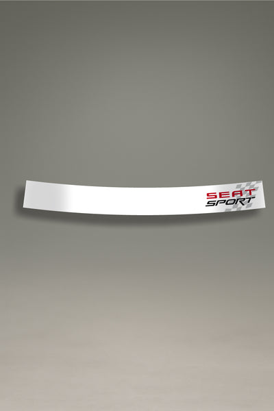 Vinilo parasol blanco para parabrisas con el logo de SEAT Sport y bandera de carreras, un diseño de estilo racing para tuning de coches de MOA-Grafics.