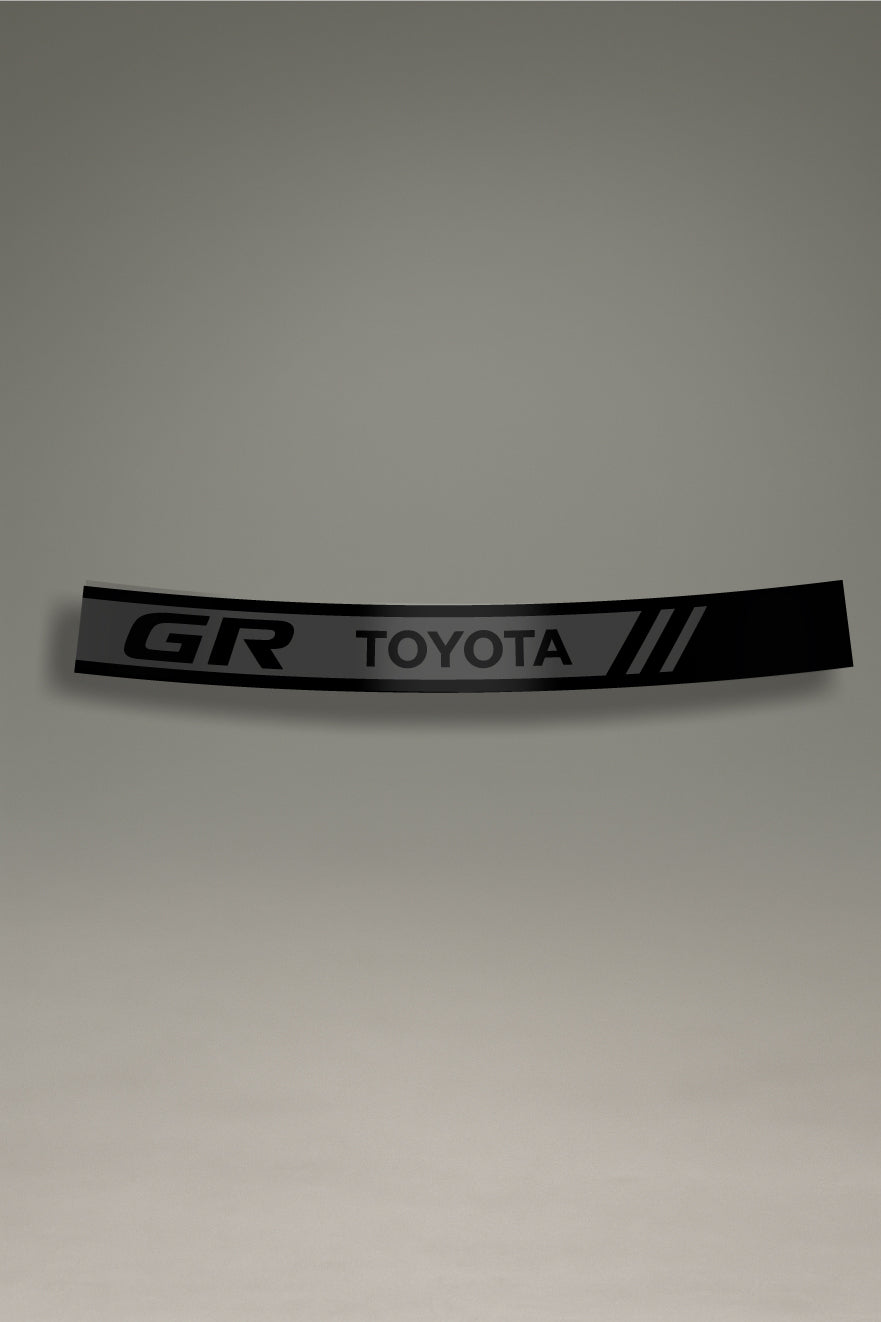 Vinilo parasol negro para parabrisas con el logo GR Sport de Toyota en gris, un diseño de estilo racing para tuning de coches de MOA-Grafics.
