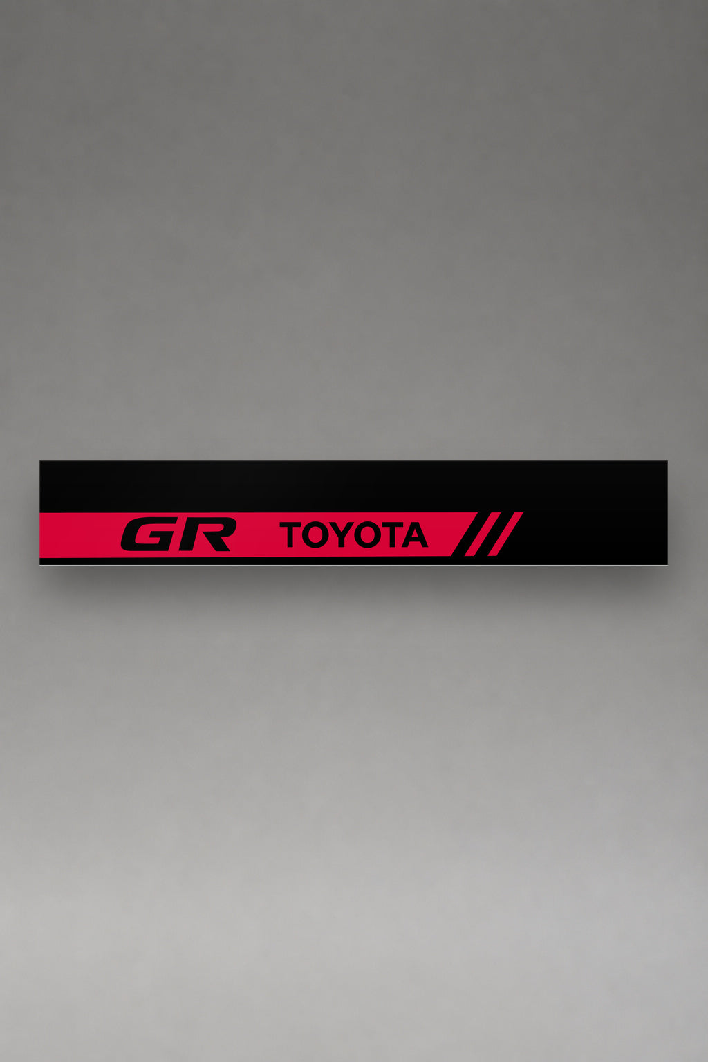 Parasol de vinilo Toyota GR · Logo de las Dos Letras, la tira entera de 150 x 25 cm vista de frente, de MOA-Grafics.
