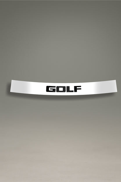 Vinilo parasol negro para parabrisas con el logo de Volkswagen Golf en negro brillante, un diseño de estilo stance para tuning de coches de MOA-Grafics.